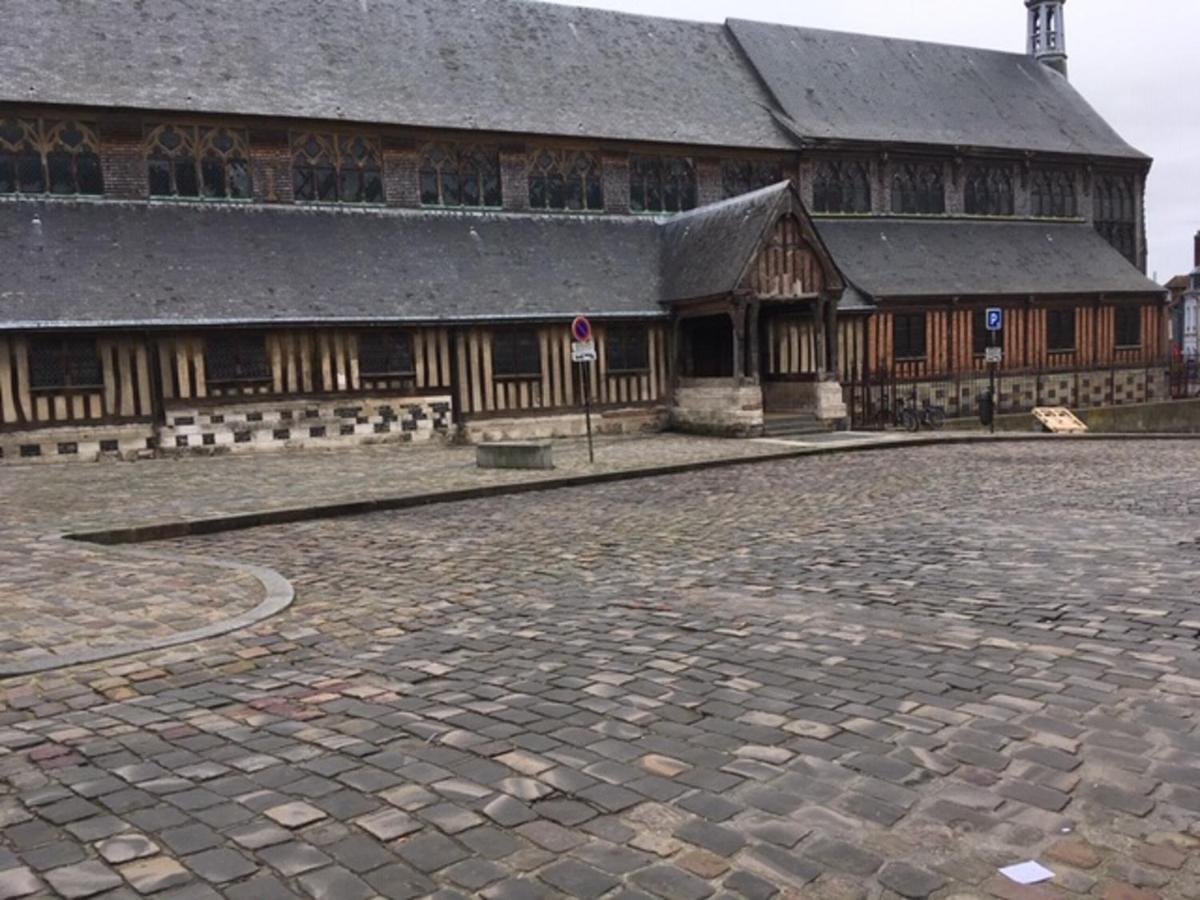 Maison Charmante Pres De Sainte Catherine Villa Honfleur Exterior photo